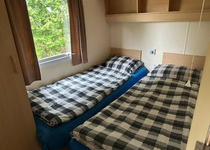 Holiday Lodge