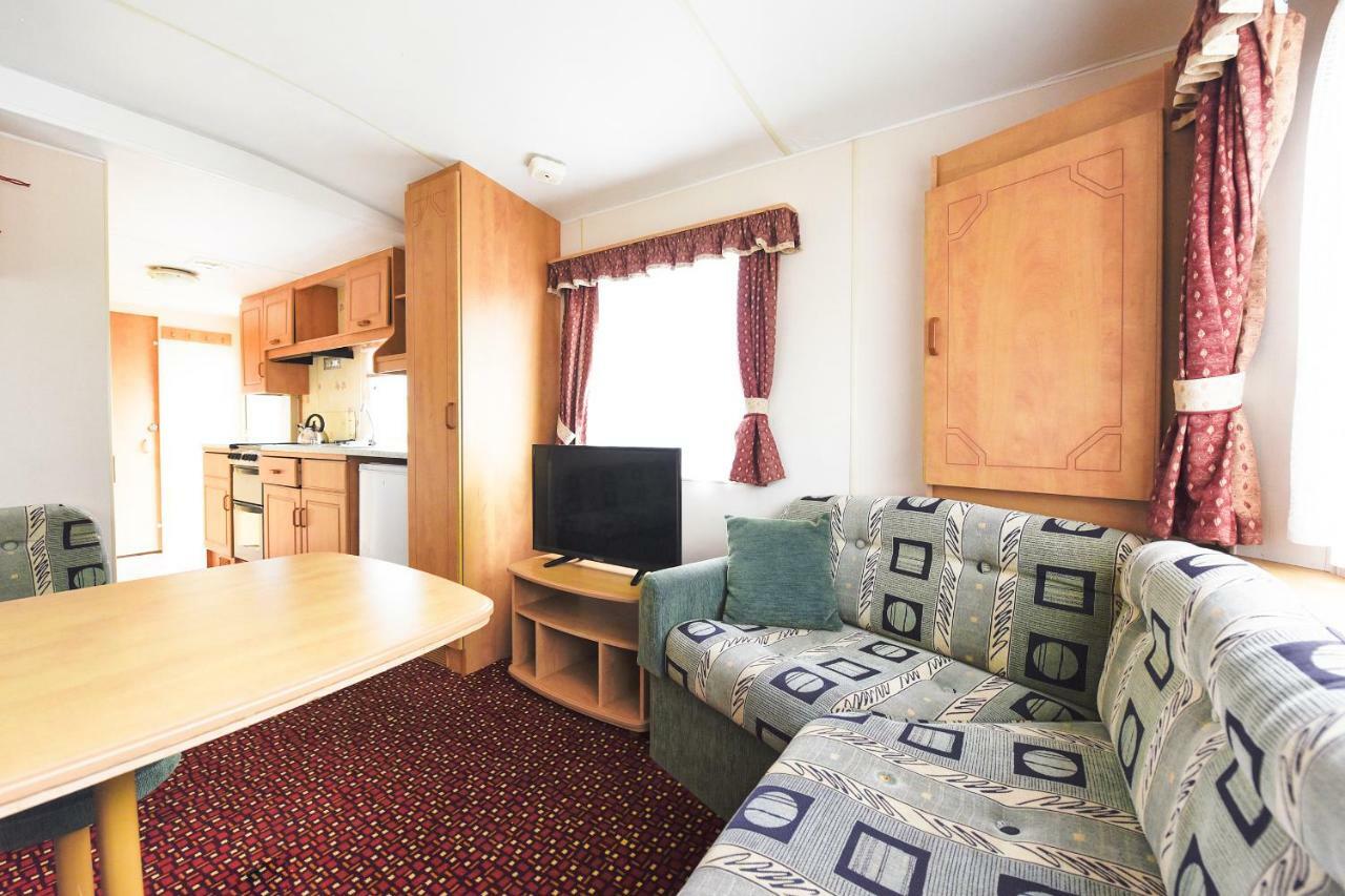 Holiday Lodge